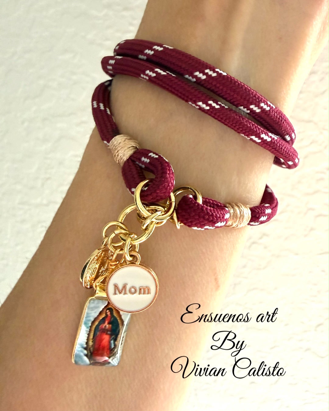 Mom — Necklace